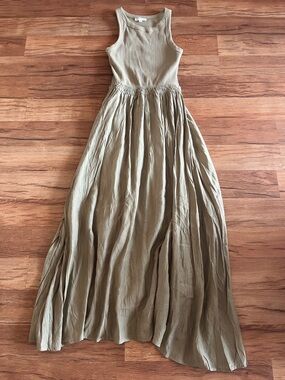 Sleeveless Olive Maxi Dress
